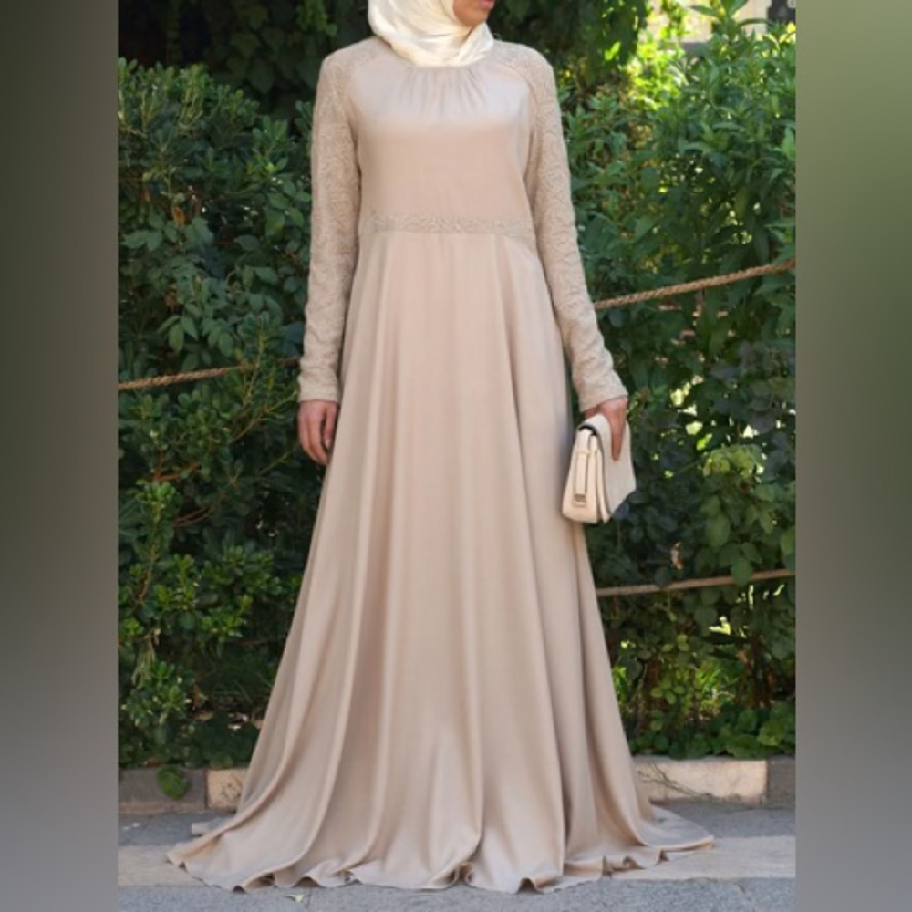 Shukr abaya gown